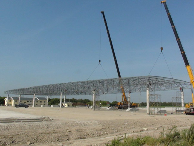 鹤岗收费站网架工程